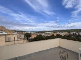 Heart of Victoria Studio, Big Terrace with Citadel view and Gozo panorama
