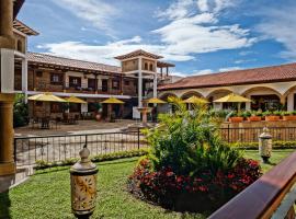 Hotel Campanario de la Villa，位于莱瓦镇的酒店