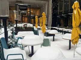 FIFA CENTRAL TORONTO-DIRECT TO BMO FIELD-Live Game Atmosphere-Free Wifi