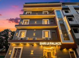 Hotel Shri Ji Palace，位于哈里瓦的酒店