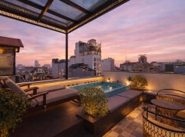 Minerva Premium Hotel，位于河内的带停车场的酒店