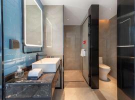 Echarm Hotel Zigong Machishui Wanda Plaza，位于Shuping的酒店