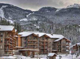 欢腾住宿酒店，位于惠斯勒Whistler Olympic Park附近的酒店