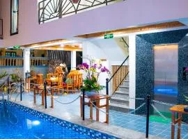 Alley Tam Coc Homestay