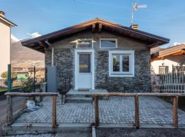 L' Abbraccio，位于Caiolo的酒店