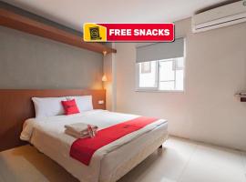 RedDoorz Plus @ Dago Pojok 3，位于万隆的酒店