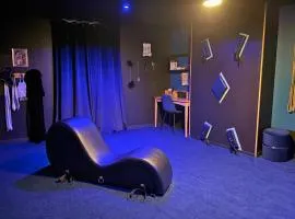 Suite Casanova avec SPA & Escape Love Game - Doux Bleu Jeux