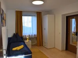 Elpa Zimmer Unterkunft in Ried