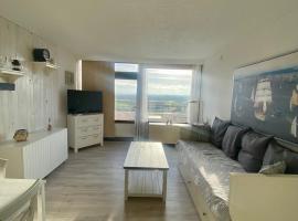 FeWo GüNi Marina Wendtorf Strand mit Balkon und seitlichem Fördeblick，位于温德托尔夫的酒店