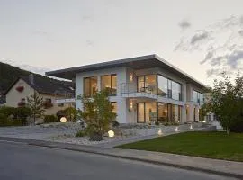 Lumina Apartments