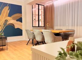 Ivory Residence Accommodation - Modern Comfort and Style，位于沃伦塔里的酒店