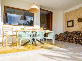 Casa Lull - Village house - Piscina privada，位于Benimeli的酒店