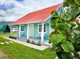 Blue House near Tolantongo Caves，位于San Miguel的酒店