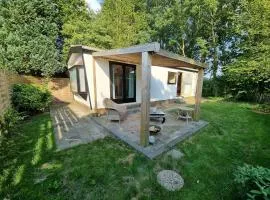 Escape to nature! Cozy and authentic chalet on park