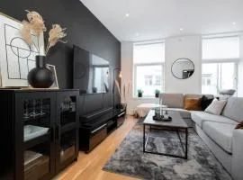 Spacious 2-room in the city center, easy access to everything