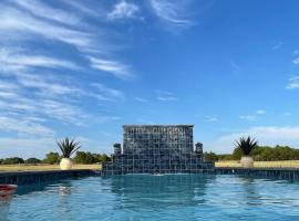 SkyblueRanch Getaway Retreat!，位于特勒尔的酒店