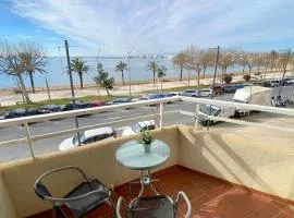 Apartamento renovado en primera línea de playa en Roses, aire acondicionado y ascensor - HISP-312-21