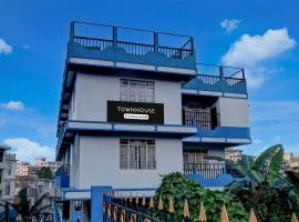 Super Townhouse Howell Crossway Shillong Formerly Laban Guest House，位于西隆的酒店