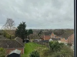 Rooms in 3 bed house in Colchester with parking