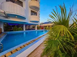 Hotel Sapphire