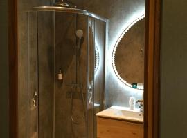 Logis Hôtel & Appartements Le Florence，位于圣康坦的酒店