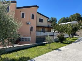 SIRIS b&b - affittacamere，位于Chiaromonte的酒店