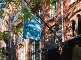 Max Brown Hotel Museum Square, part of Sircle Collection,位于阿姆斯特丹的酒店