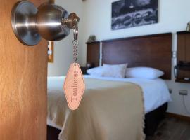 Hotel Le Petit，位于康塞普西翁的酒店