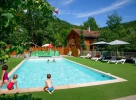 Camping 4 étoiles - Piscine - ccbadea