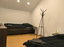 Gemütliche Wohnung mit zwei Schlafzimmern，位于Eching的酒店