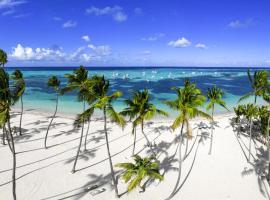 OCEANFRONT & Garden View VILLAS Hotel WIFI BBQ Parking Los Corales beach CLUB & SPA，位于蓬塔卡纳的酒店