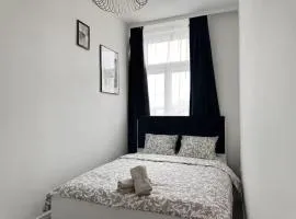 Beautiful Cozy Room Near The Square F8C