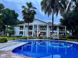 Hotel de la O，位于尧特佩克的酒店