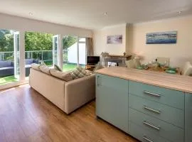 2 Bed in Llanbedrog oc-5glyny