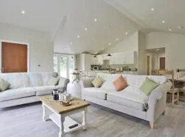 10 Bed in Barsham oc-rrest