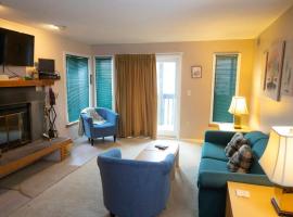 Mountain Lodge at Okemo, A Vail Resorts Property，位于拉德洛的酒店