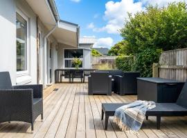 Awesome Home In Thyborøn With Wifi，位于曲博伦的酒店