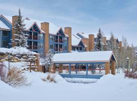 River Mountain Lodge, A Vail Resorts Property，位于布雷肯里奇的酒店