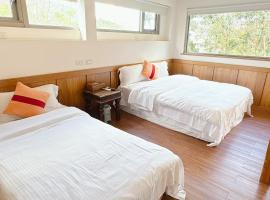 庄脚所在 ，位于员山乡的酒店