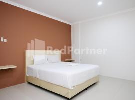 Hotel Andono near YIA Mitra RedDoorz，位于日惹的酒店