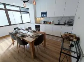 Guest House Alojamento Santa Catarina Suite 1 - Your refuge in the heart of Alenquer