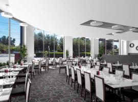 Mantra Melbourne Airport，位于墨尔本的酒店