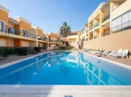 Bright and modern 2 Bed Apartment in Vale de Parra