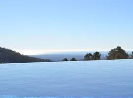 Holiday Home Luxuriöse Privatvilla mit Infinity-Pool by Interhome