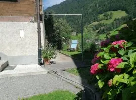 Holiday Home Mattishüüsli by Interhome