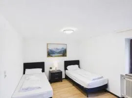 CROWN LIVING Basic Studios Fußach - Studios mit Küche, kostenloser Parkplatz, WLAN, Self Check-in, ideal für Feriengäste und Geschäftsreisende