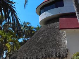 Hotel Casa Luna，位于Chamela的酒店