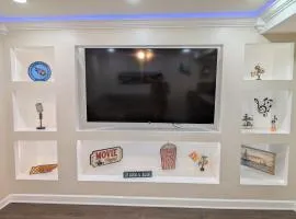 Movie Night Retreat I Hot Tub I Games I Theater