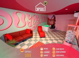 Capsule Love balneo jeu de couple，位于蒙斯的酒店