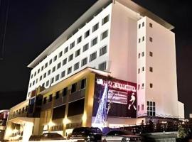 Pratunam Hotel，位于Ban Si Than的酒店